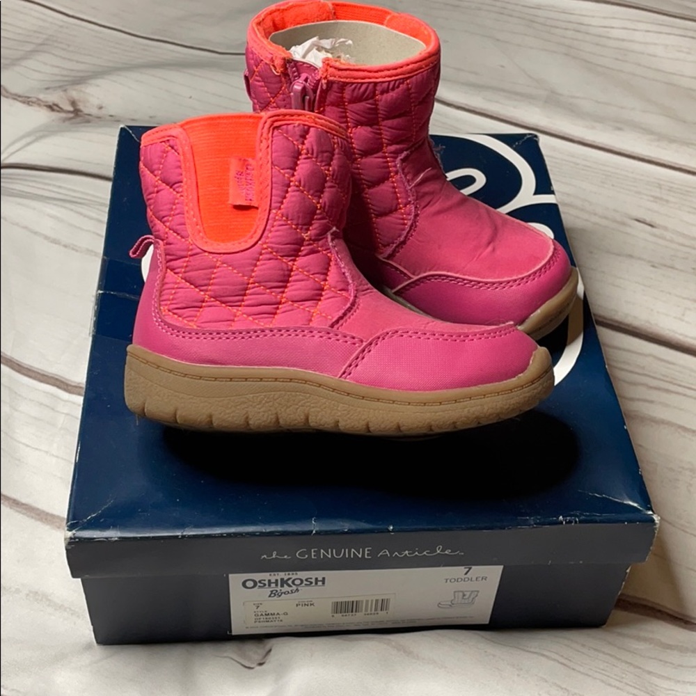 OshKosh EUC Quilted Boots